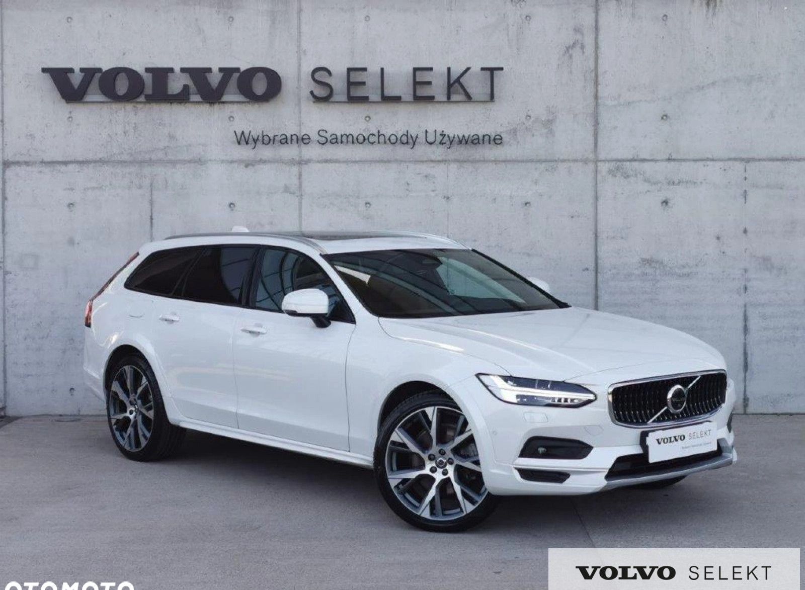 Volvo V90 Cross Country cena 299900 przebieg: 15969, rok produkcji 2023 z Warszawa małe 781